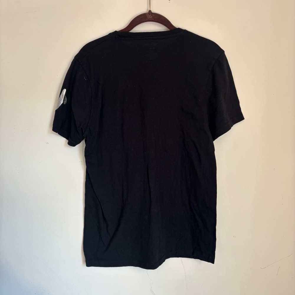 True Religion Brand Jeans Unisex Silver Horseshoe Logo Black Tshirt - Picture 5 of 5